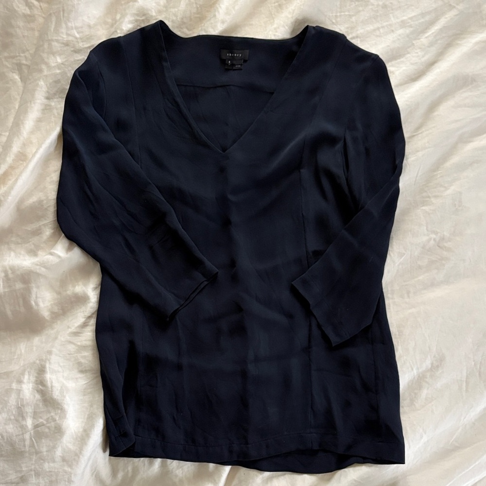 Theory Navy V-Neck Three-Quarter Sleeve Blouse